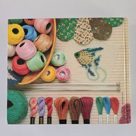 Readers Digest Complete Guide To Needlework Hardcover Book Embroidery Knitting Q - Picture 14 of 15